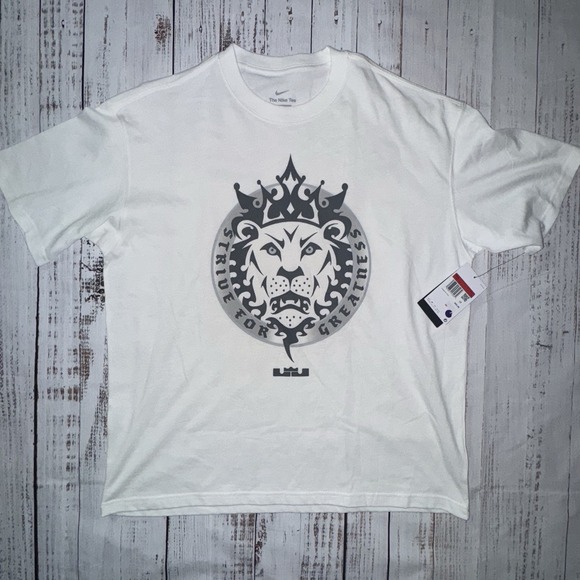 NWT Nike LeBron James Max90 White Loose Fit T-Shirt Men's Sz L HJ3341-100 - Picture 1 of 4